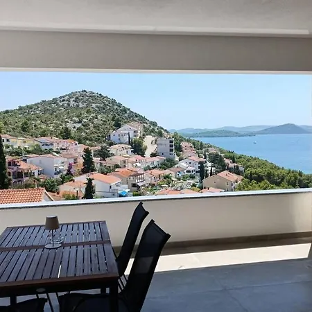 Apartman Apartman S Pogledom Na More *