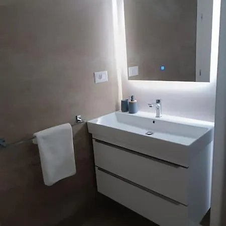 Apartman S Pogledom Na More